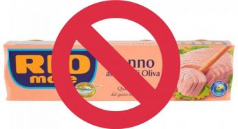 Scandalo Tonno Rio Mare: lo mangi e finisci al camposanto | Altro che grissino: è una lama nello stomaco
