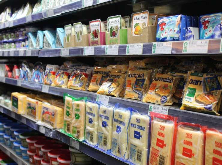 Scaffale di un supermercato