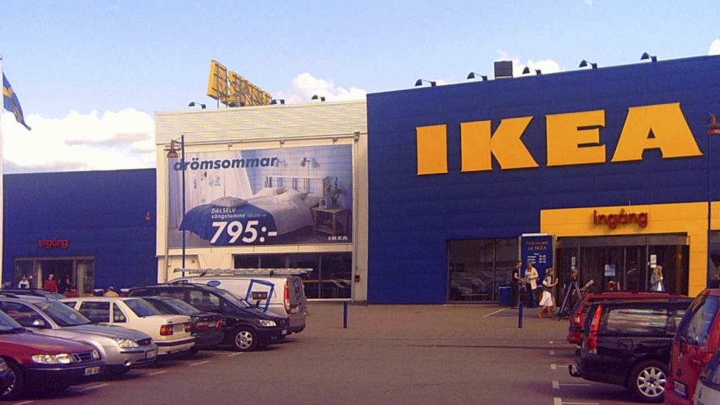 Caos all'IKEA