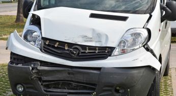 Castelnuovo: grave incidente tra un furgone e un’auto all’Acquabona