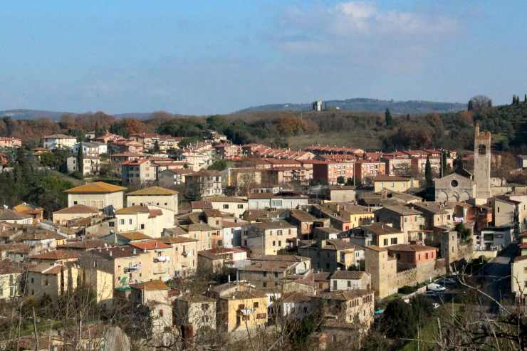 Panorama di Asciano - foto wikimedia commons - lagazzettadelserchio.it