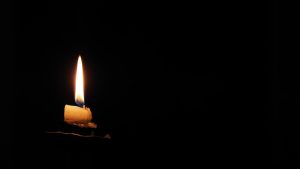 Candela accesa