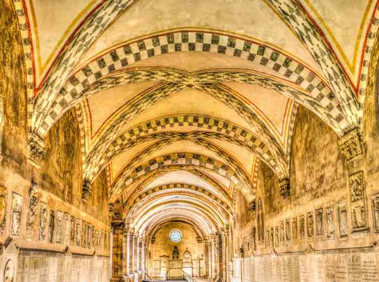 sicilia posta vicino alla Toscana